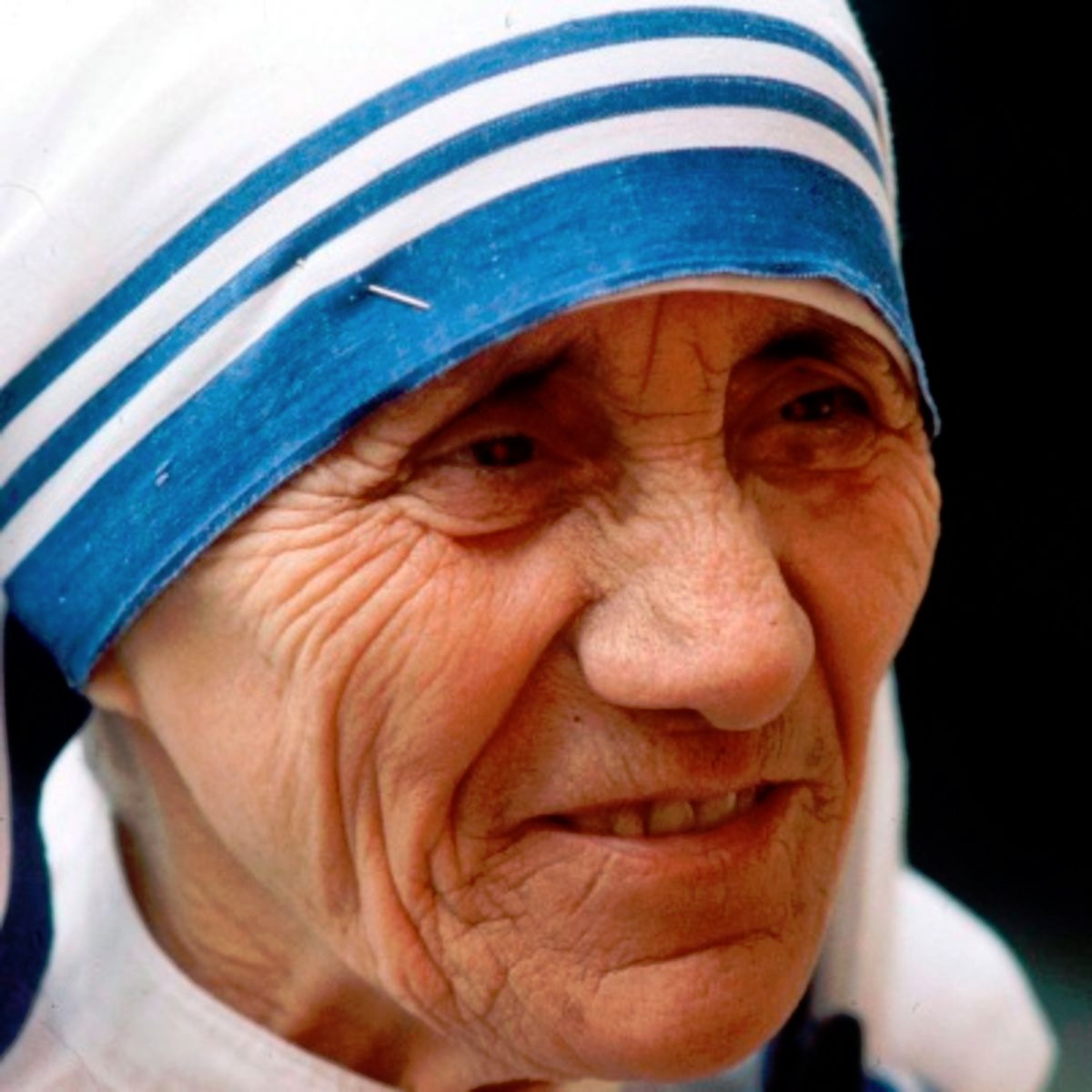 Mother Teresa of Calcutta ‘An Icon of Mercy' Kandle